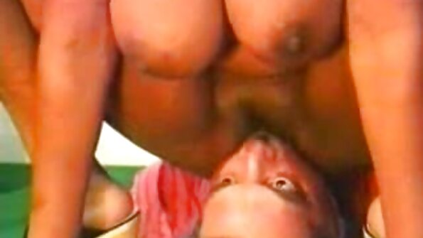 ਮਾਈਲੀ ਮਈ - ਤੰਗ ਮਿੱਠੀ ਕਿਸ਼ੋਰ ਚੂਤ